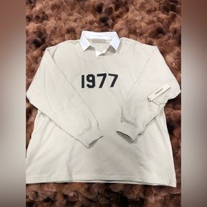 Essentials Men’s Rugby Shirt in the color WHEAT